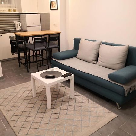 Bibi Zahumska Apartman Belgrado Exterior foto